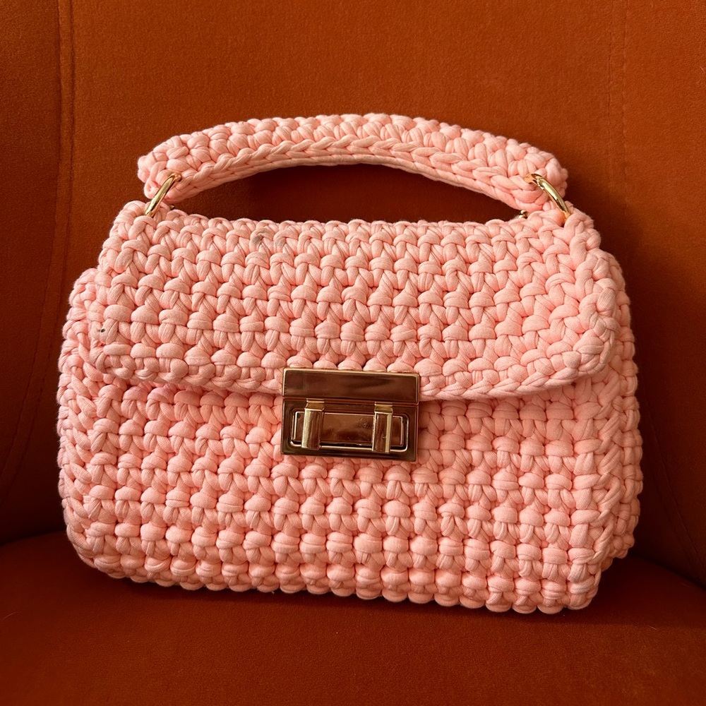 Crochet hand made purse pink